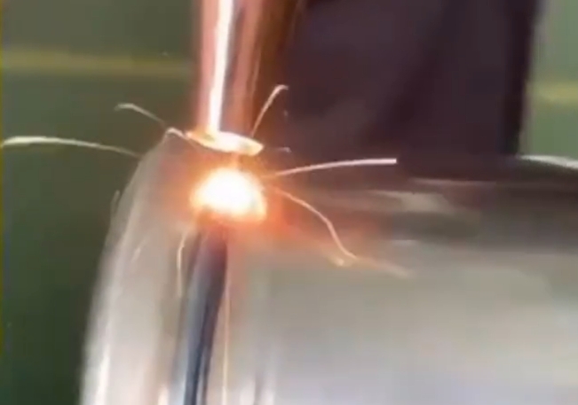 激光焊接鋁合金保溫杯內(nèi)膽